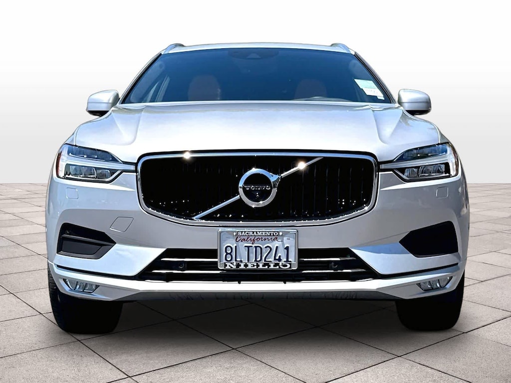 Used 2019 Volvo XC60 Momentum T5 AWD