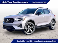 2026 Volvo XC40 B5 Core AWD SUV