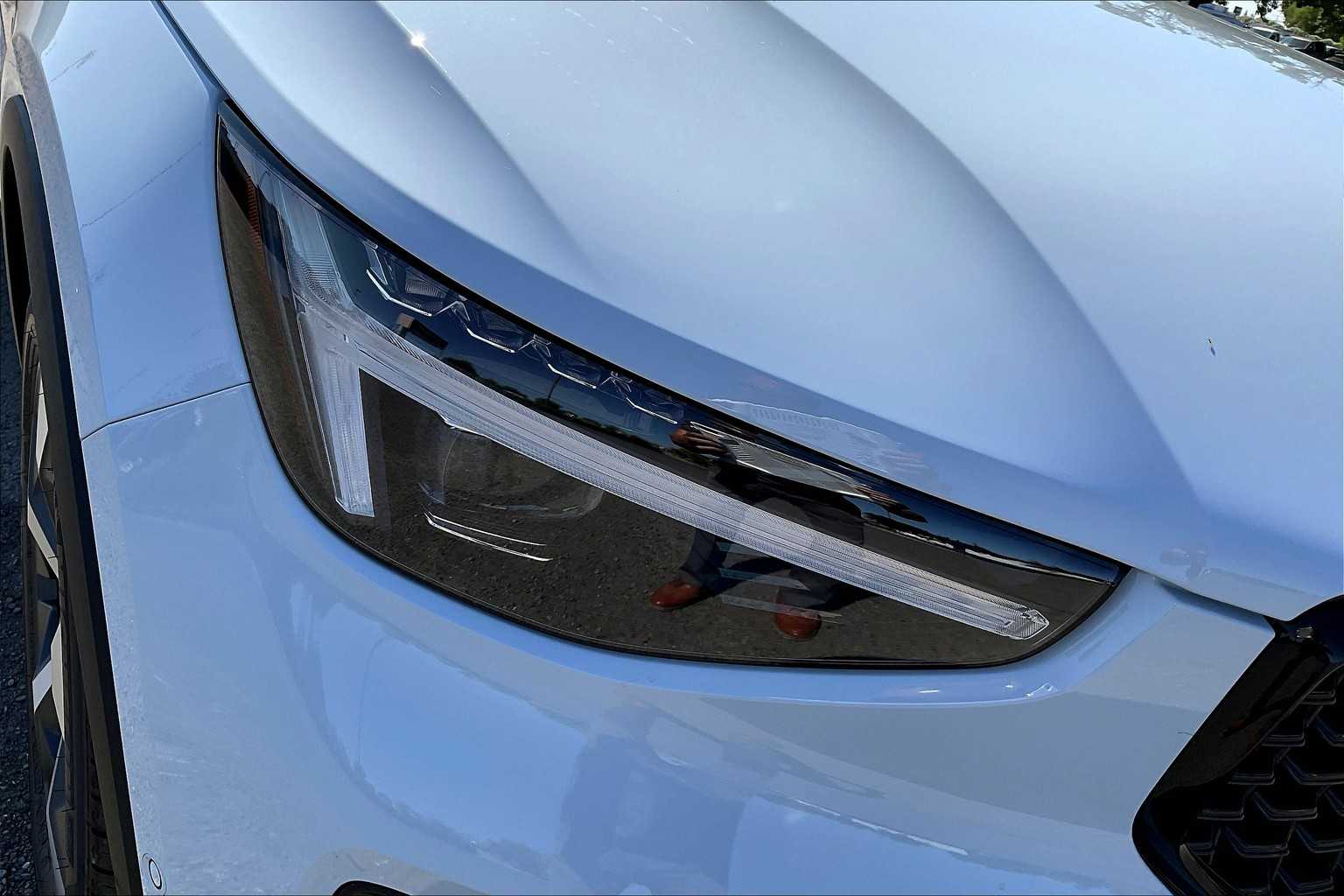 2026 Volvo XC40 Plus - Photo 32