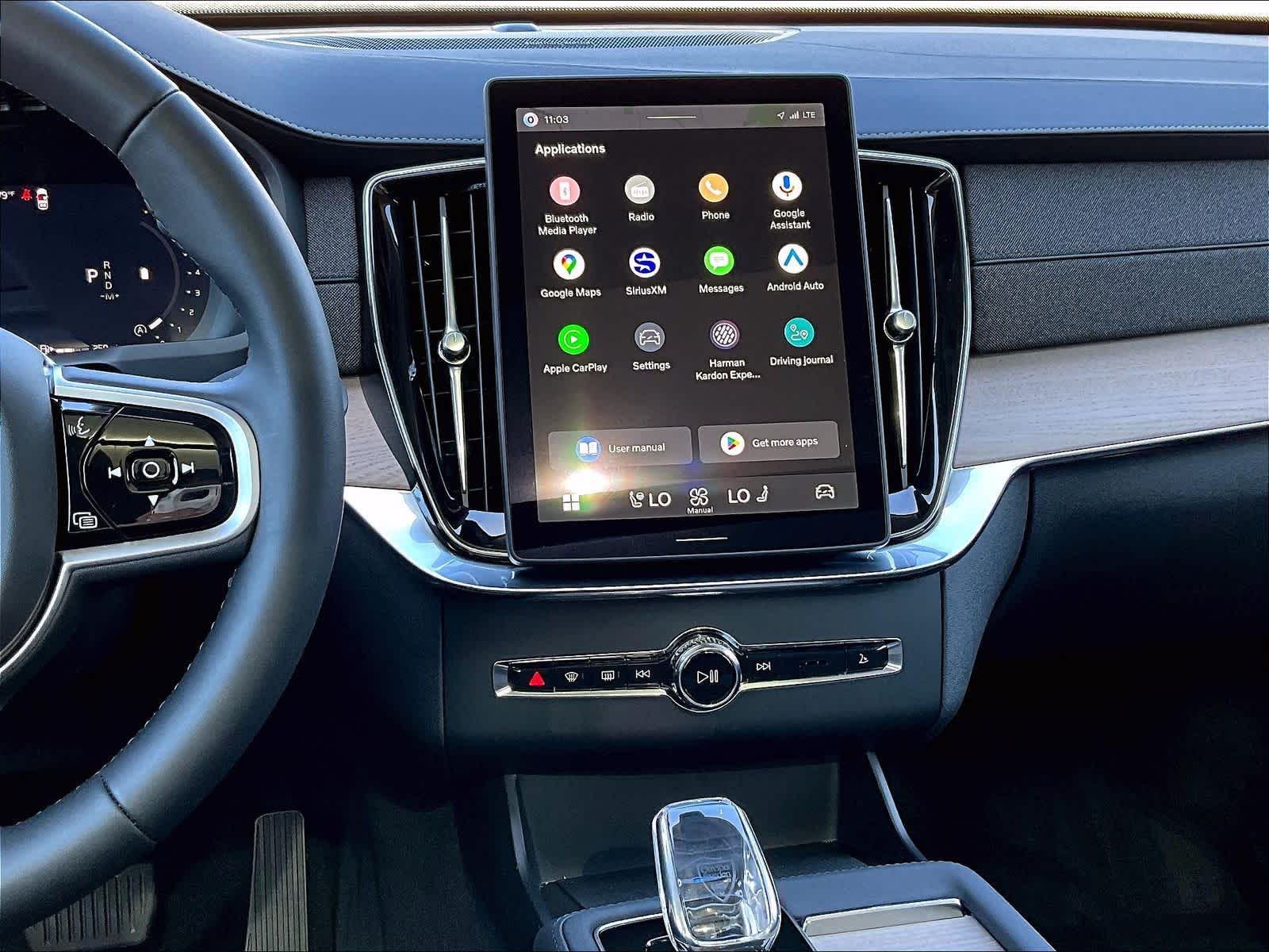 2026 Volvo XC90 Plus photo 6