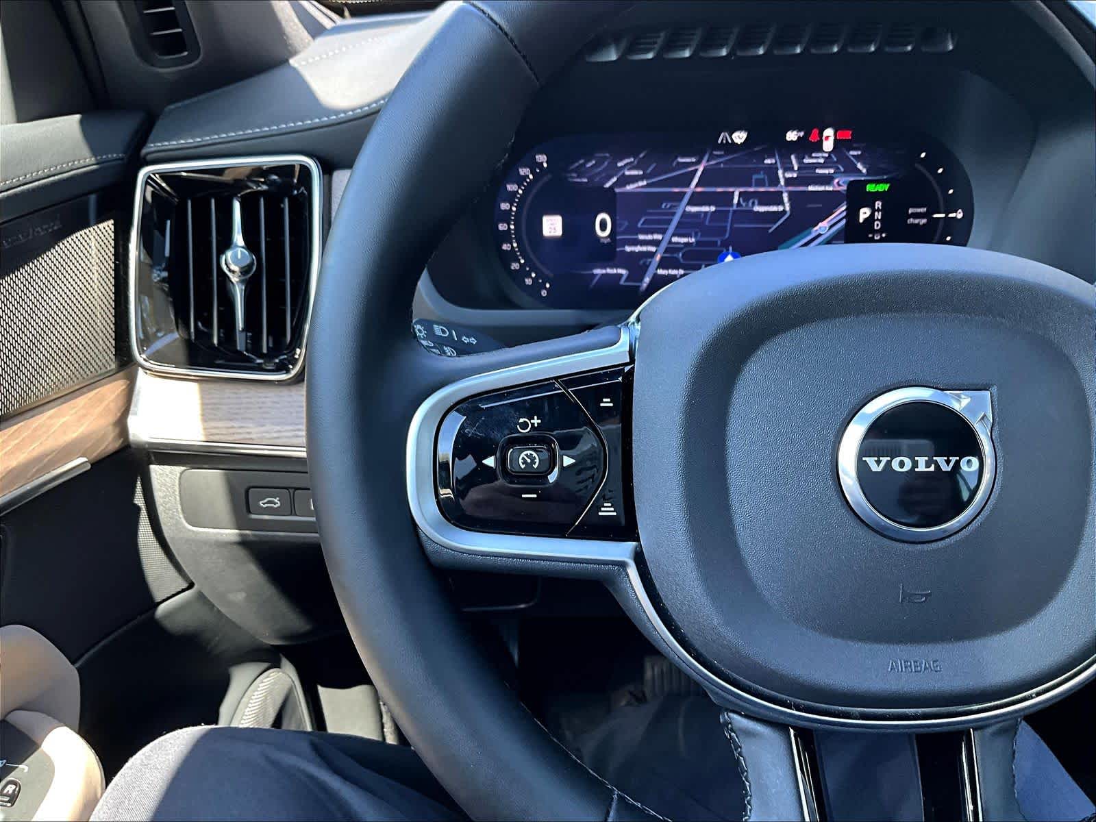 2026 Volvo XC90 Plus - Photo 20