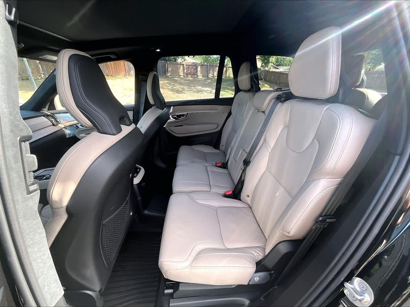 2026 Volvo XC90 Ultra - Photo 26