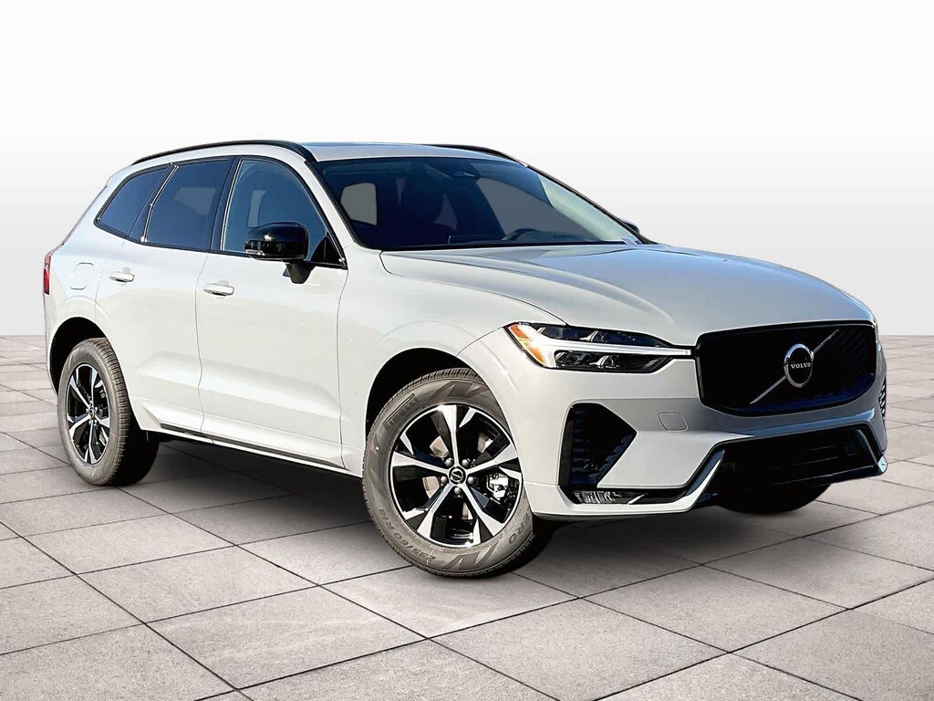 New 2026 Volvo XC60 B5 Core SUV