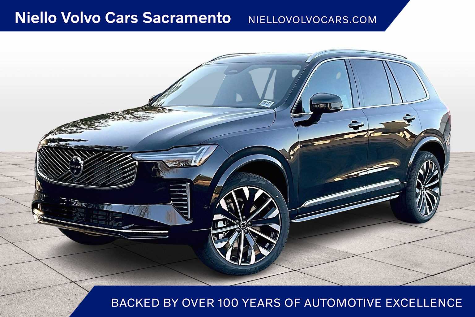 2026 Volvo XC90 Plus's photo