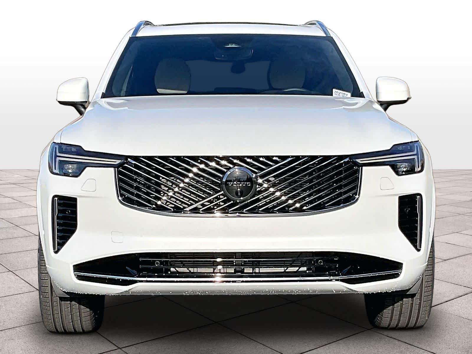 2026 Volvo XC90 B6 Plus 7-Seater photo 4