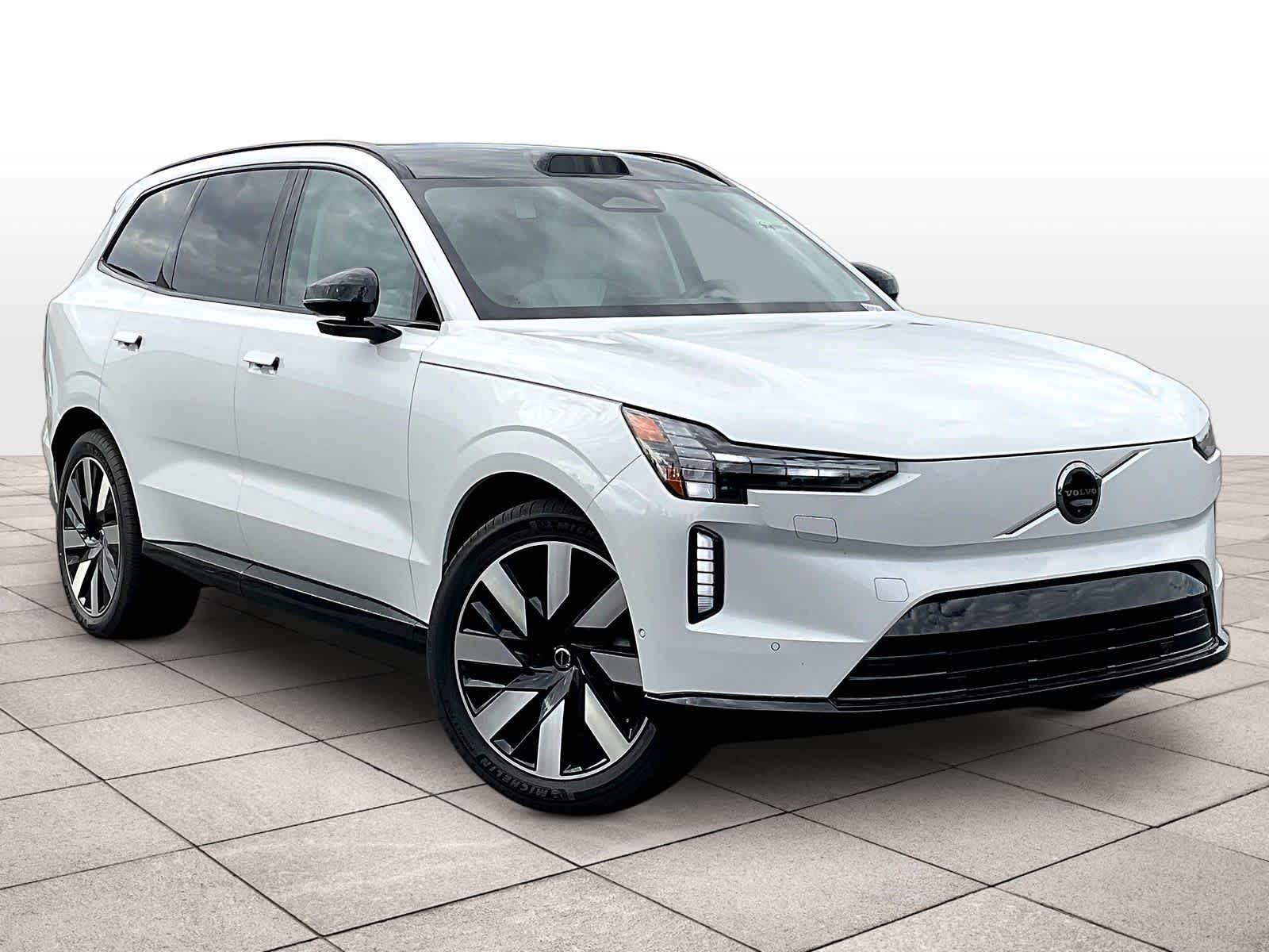 Used 2025 Volvo EX90 Ultra with VIN 7JDE23VL0SG017385 for sale in Sacramento, CA