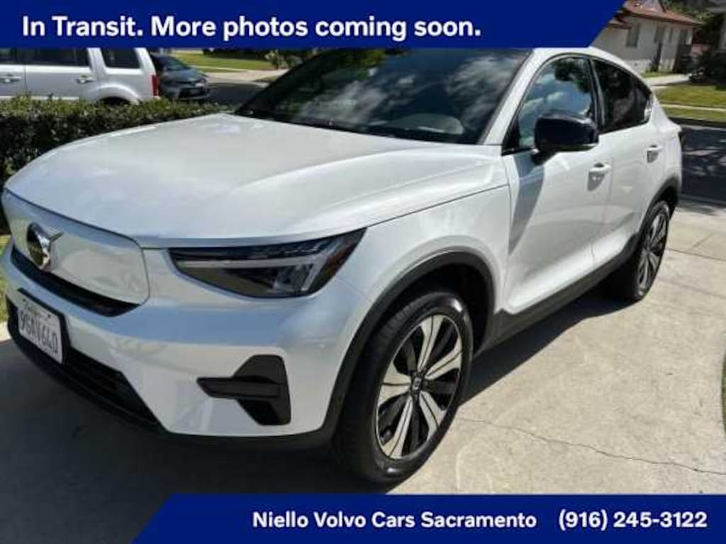 Used 2023 Volvo C40 Recharge Pure Electric Core Twin eAWD