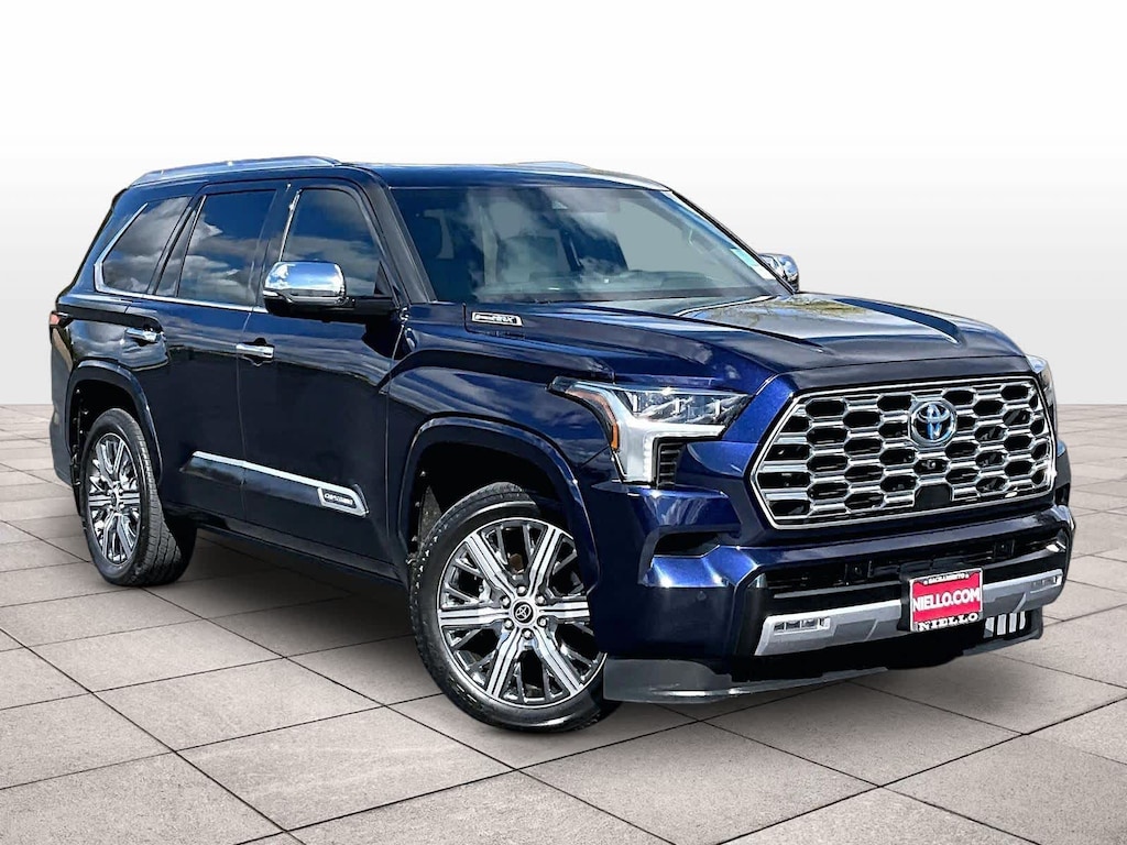 Used 2023 Toyota Sequoia Capstone 4WD (Natl)