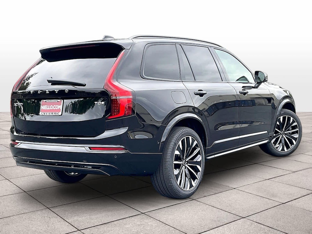 New 2026 Volvo XC90 plug-in hybrid T8 Ultra Dark Theme 6-Seater SUV