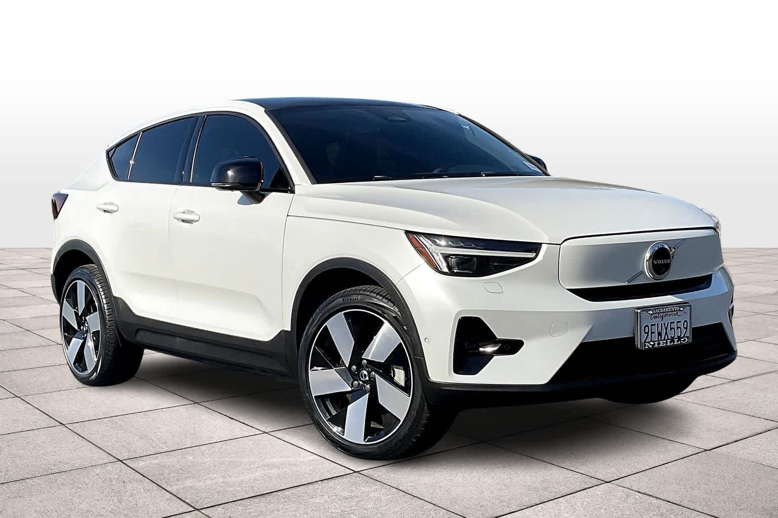 2023 Volvo C40 Recharge Ultimate photo 2