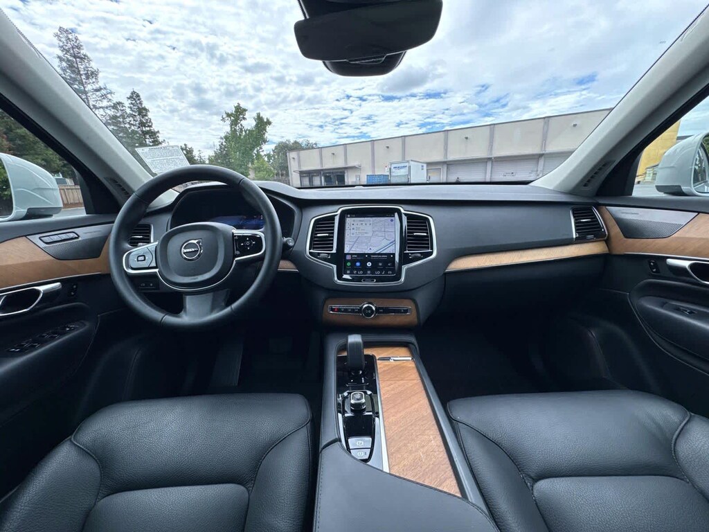 Used 2025 Volvo XC90 Plug-In Hybrid Plus T8 AWD 7-Seater
