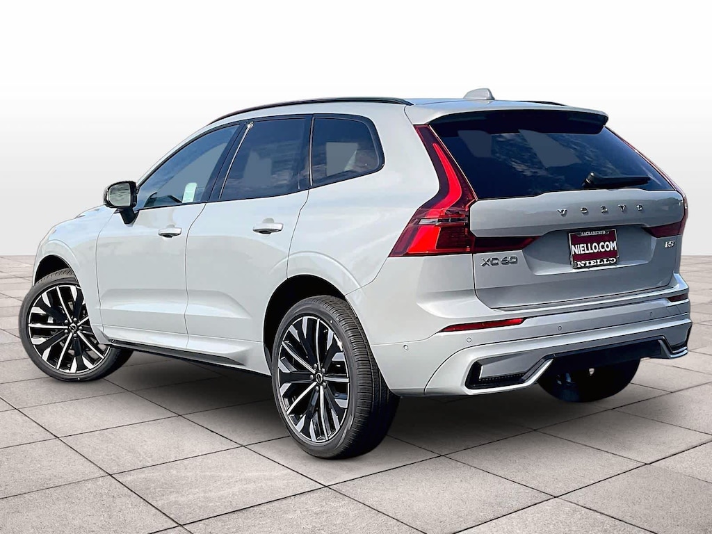 New 2026 Volvo XC60 B5 Ultra SUV