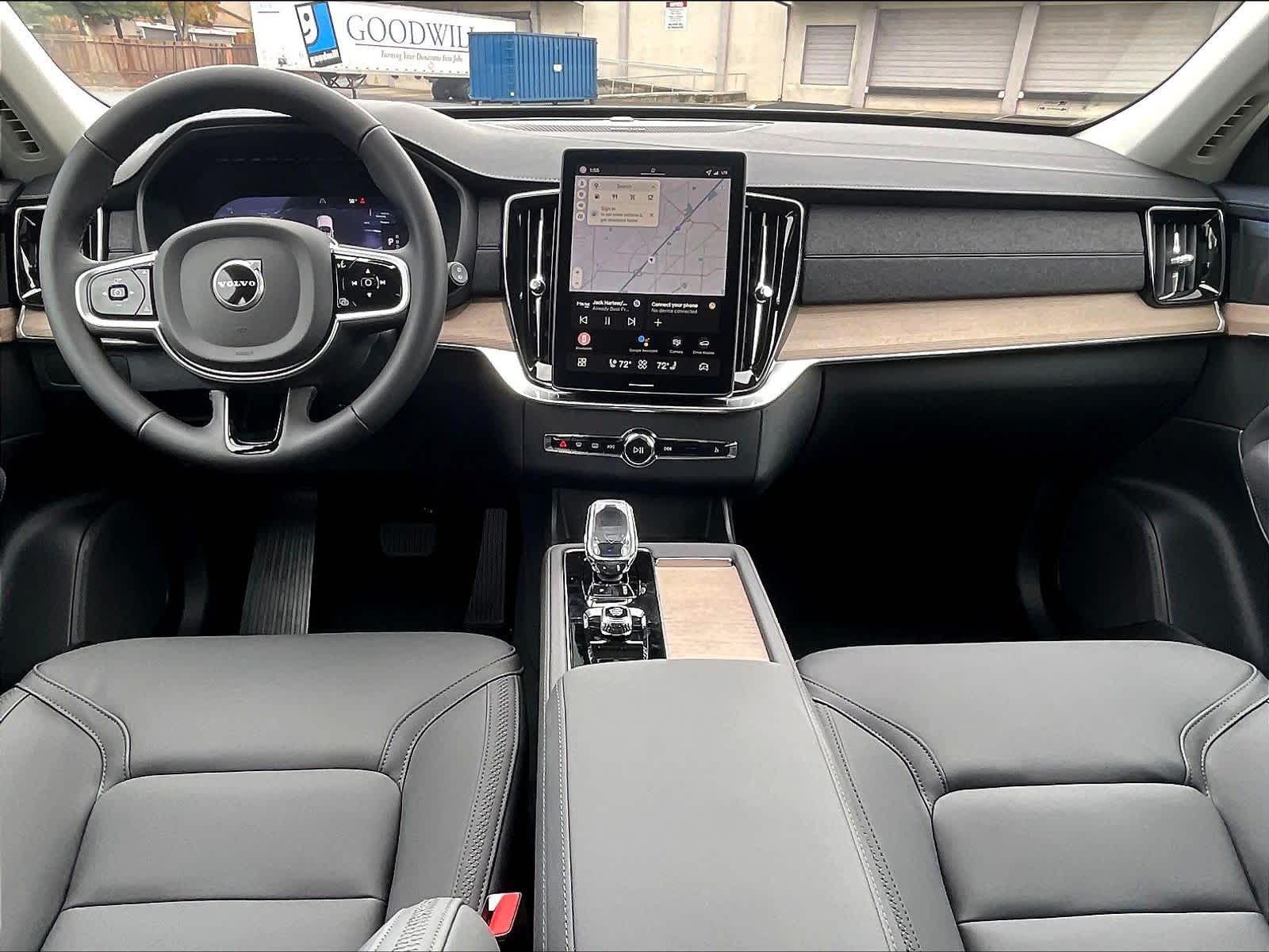 2026 Volvo XC90 B5 Plus 7-Seater photo 6