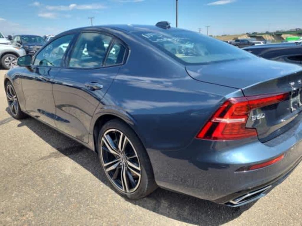 Used 2022 Volvo S60 Recharge Plug-In Hybrid R-Design T8 eAWD PHEV Extended Range