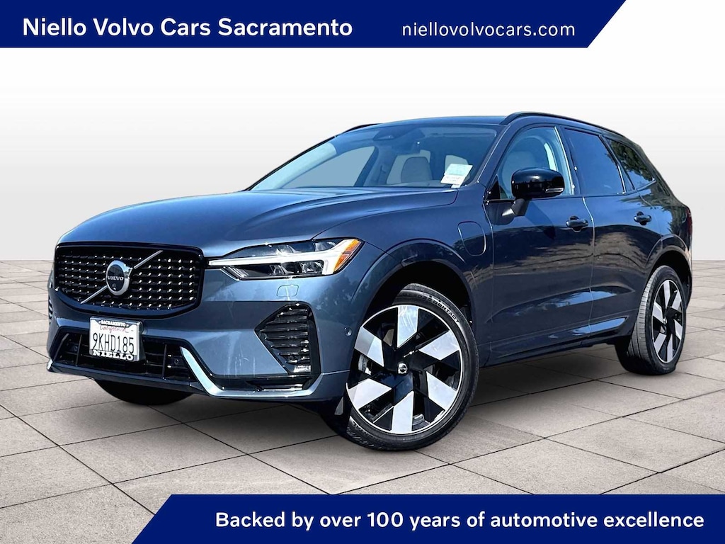 Used 2024 Volvo XC60 Recharge Plug-In Hybrid Plus Dark Theme T8 eAWD PHEV