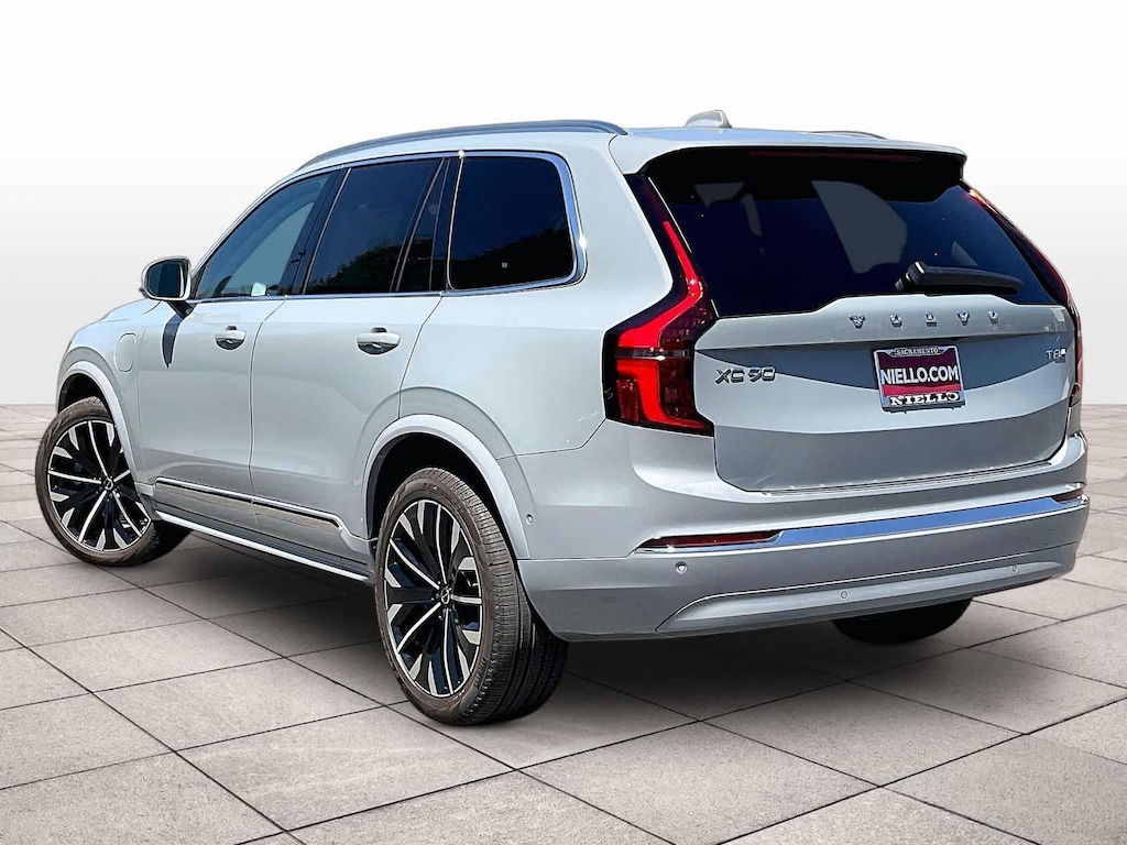 New 2026 Volvo XC90 plug-in hybrid T8 Plus 7-Seater SUV