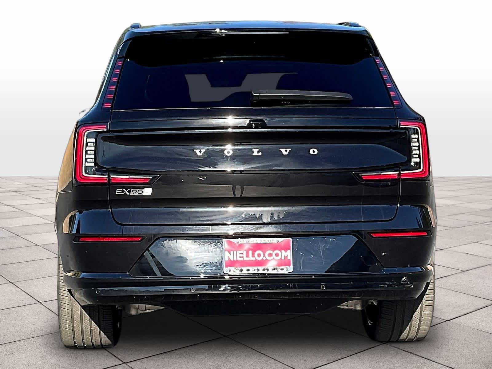 2025 Volvo EX90 Twin Motor Performance Plus 6-Seater photo 5