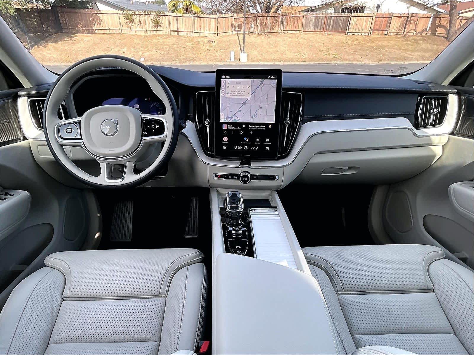 2026 Volvo XC60 plug-in hybrid T8 Ultra photo 6