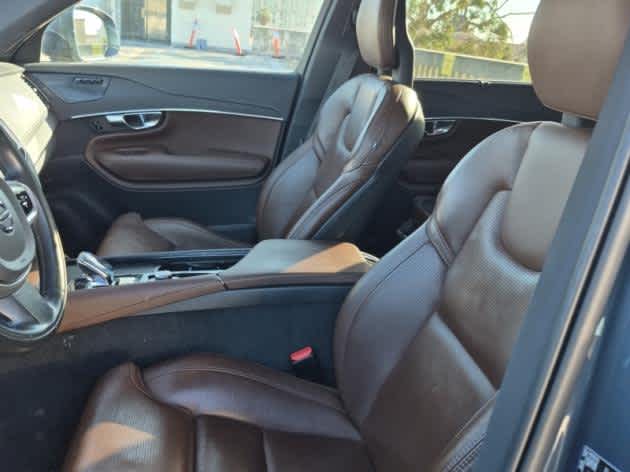 2022 Volvo XC90 Recharge Inscription T8 photo 3