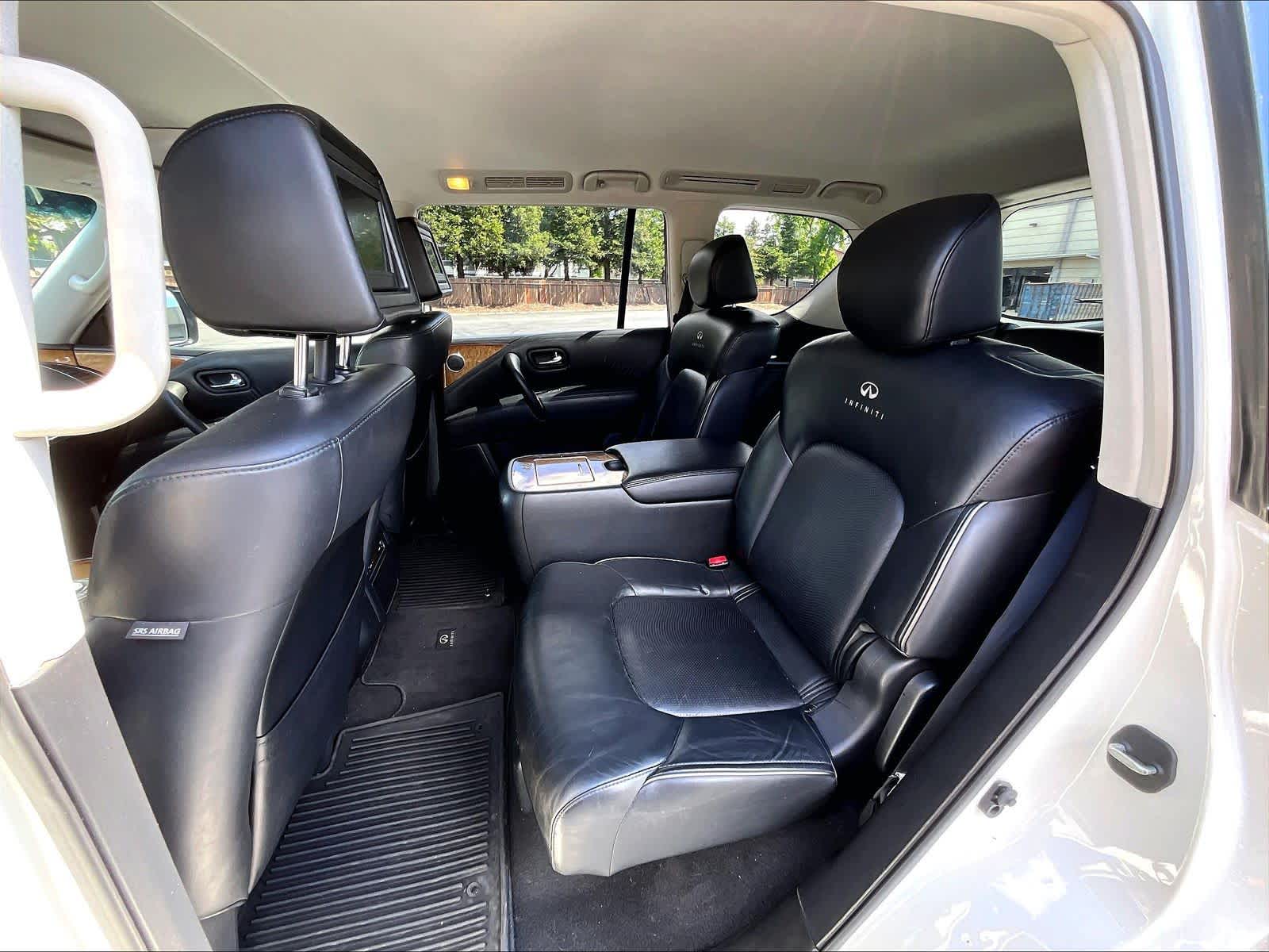 2014 INFINITI QX80 photo 5