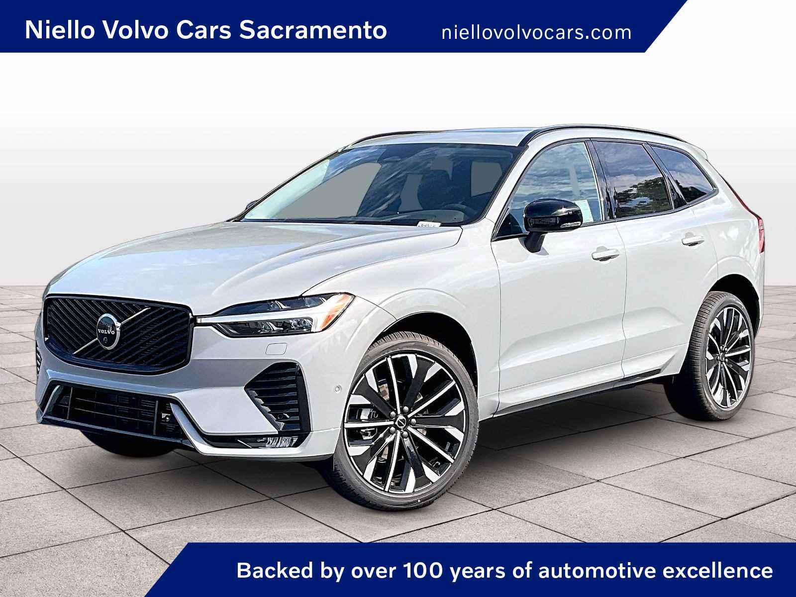 2026 Volvo XC60 B5 Ultra Dark AWD's photo