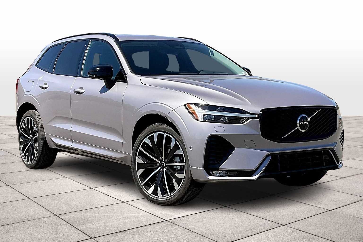 2026 Volvo XC60 B5 photo 2