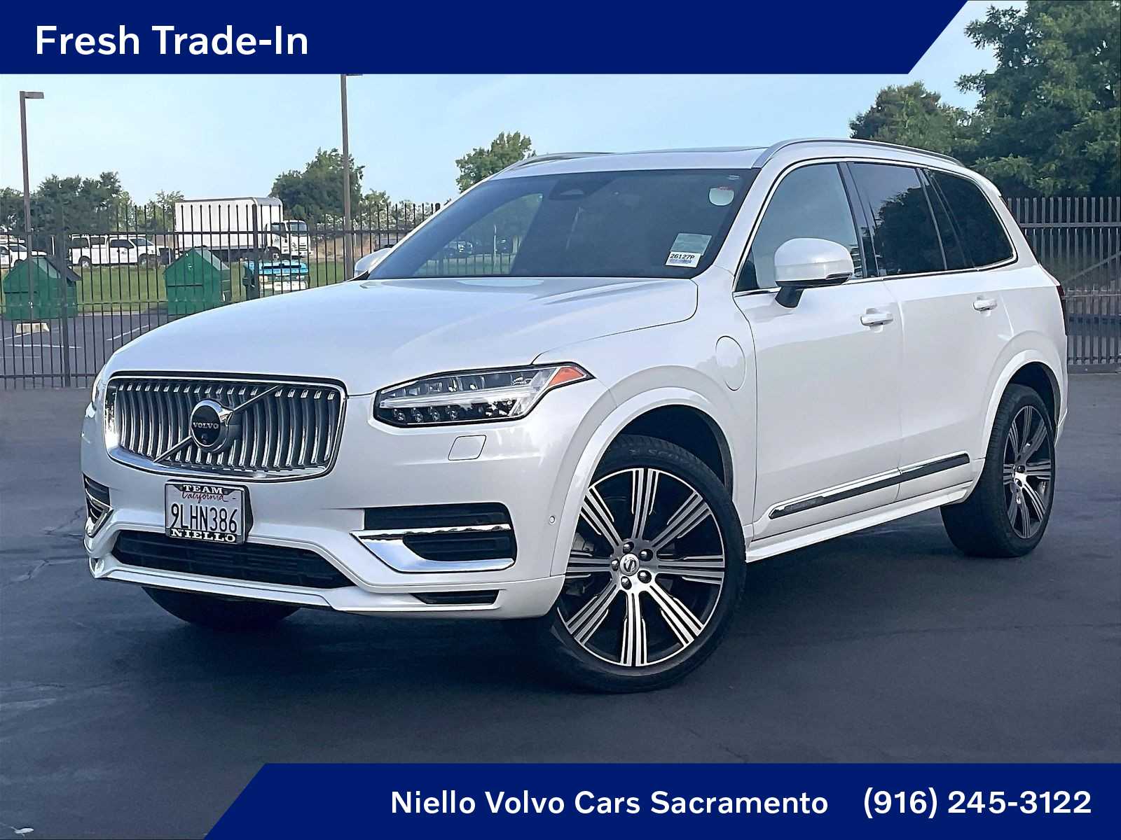 2024 Volvo XC90 T8 Recharge Ultimate Bright Theme 4WD's photo