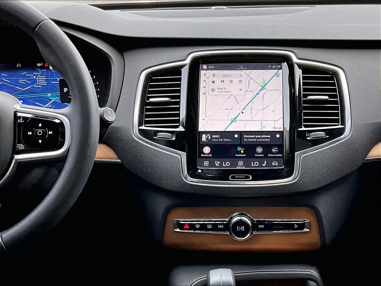 2023 Volvo XC90 Plus photo 6