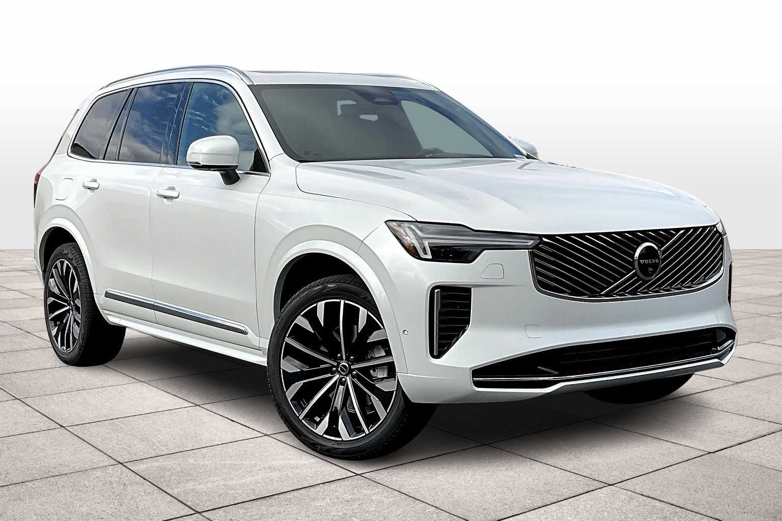 2026 Volvo XC90 Plus photo 2