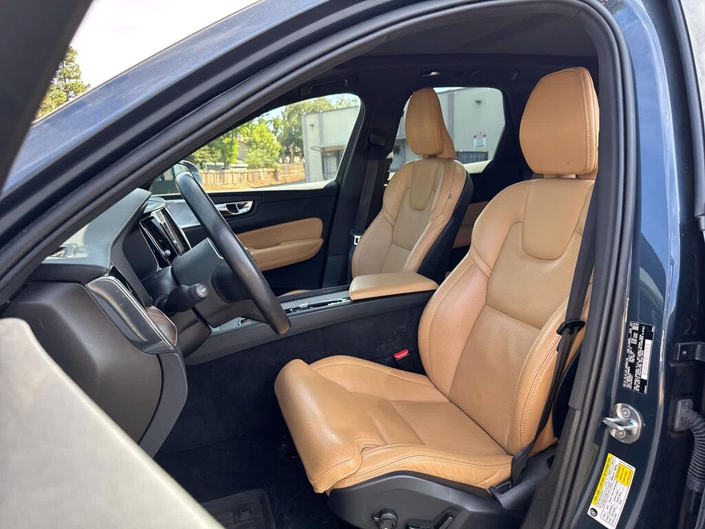 Used 2022 Volvo XC60 Recharge Plug-In Hybrid Inscription T8 eAWD PHEV