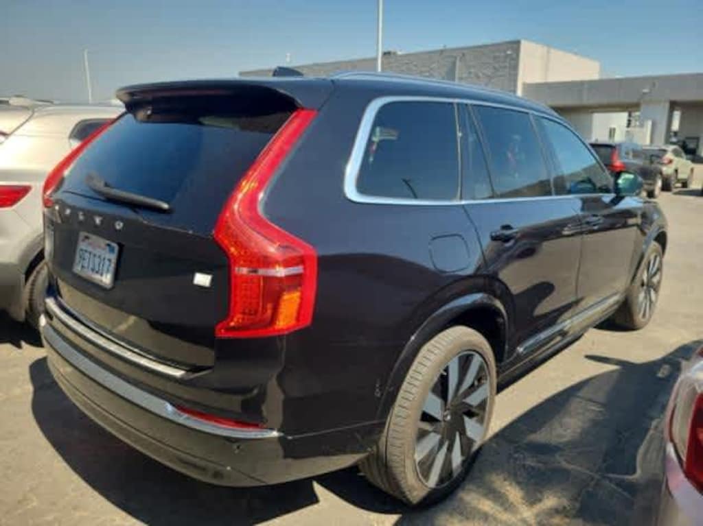 Certified 2023 Volvo XC90 Recharge Plug-In Hybrid Ultimate Bright Theme T8 eAWD PHEV 7P