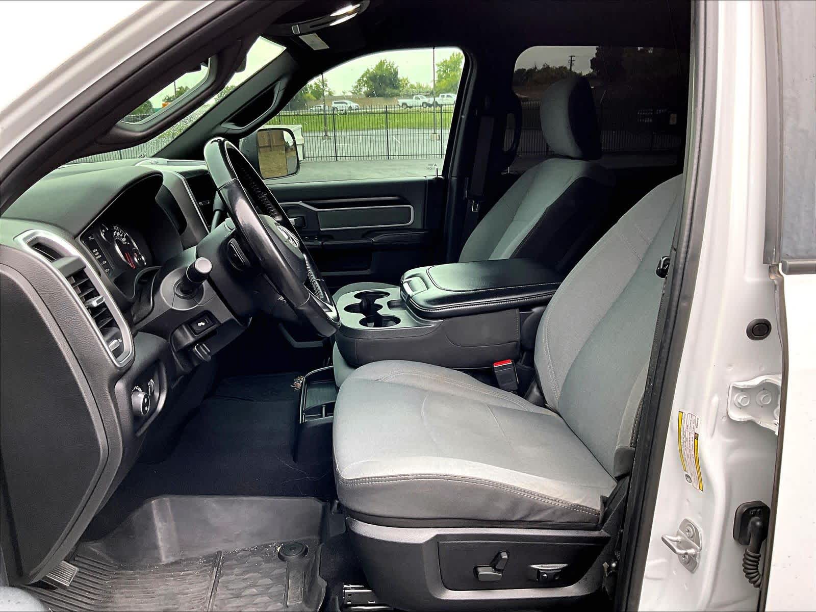 2021 Ram 2500 Big Horn 4x4 Crew Cab 64 Box photo 4