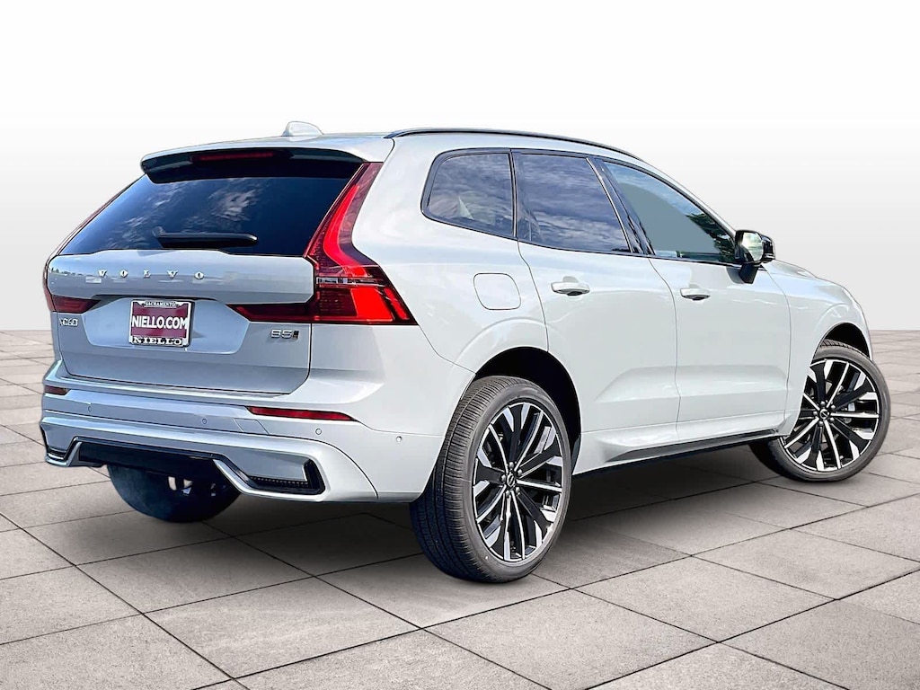 New 2026 Volvo XC60 B5 Ultra SUV