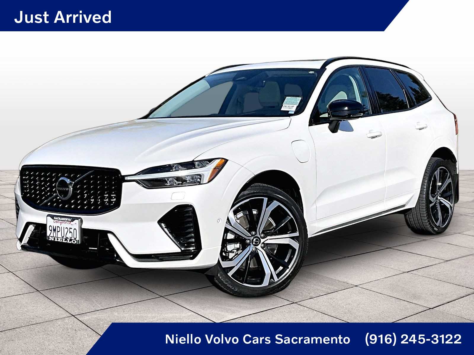 Used 2024 Volvo XC60 Recharge Plug-In Hybrid Ultimate Dark Theme T8 eAWD PHEV in Sacramento