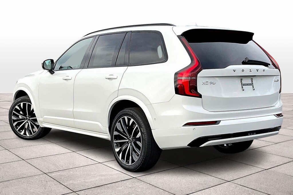New 2026 Volvo XC90 B6 Ultra Dark Theme 6-Seater SUV