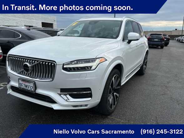 2023 Volvo XC90 Plus's photo