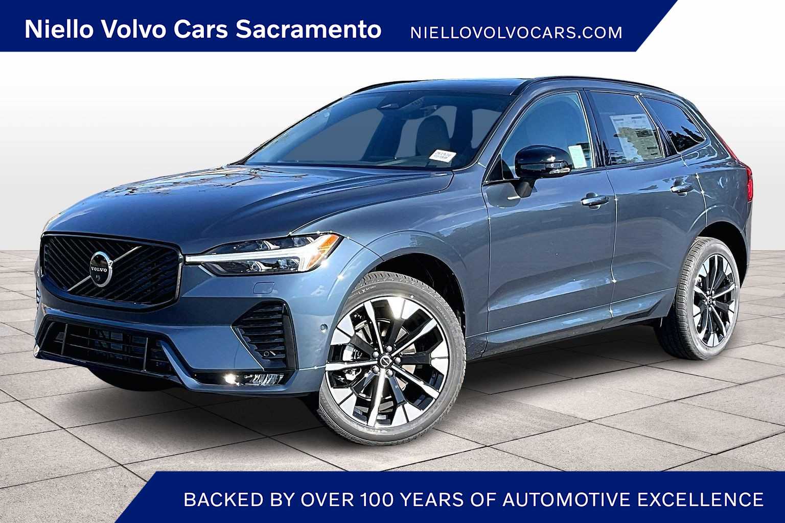 2026 Volvo XC60 Plus's photo