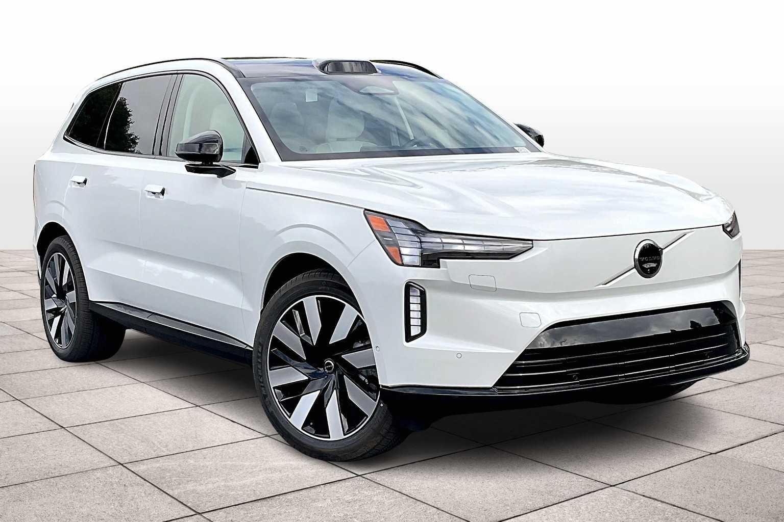 2025 Volvo EX90 Twin Motor Performance Ultra photo 2