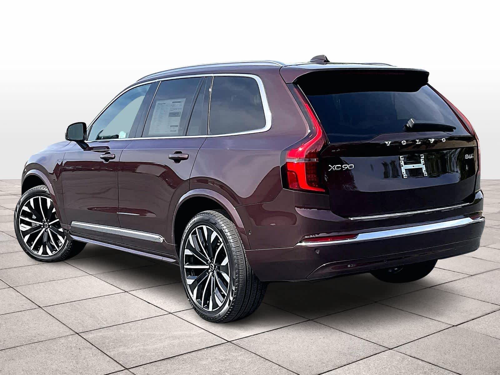 2026 Volvo XC90 B6 Plus 6-Seater photo 2