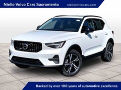 2026 Volvo XC40 B5 Core AWD SUV