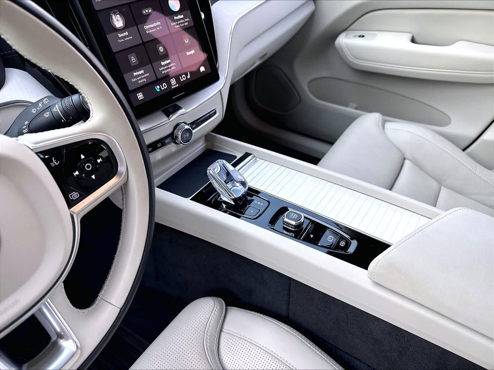 2026 Volvo XC60 Ultra - Photo 17
