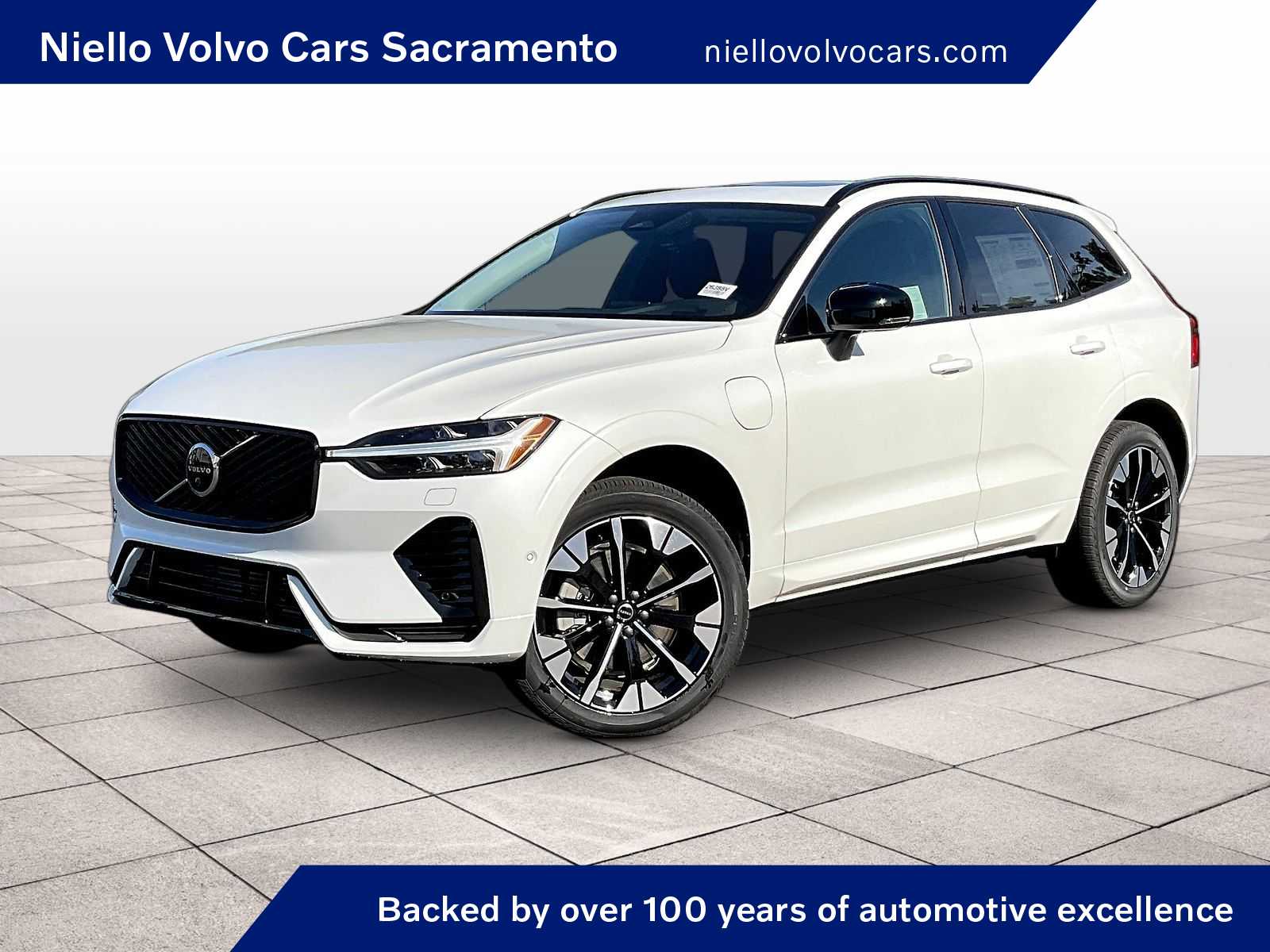 2026 Volvo XC60 T8 Plus Dark AWD's photo