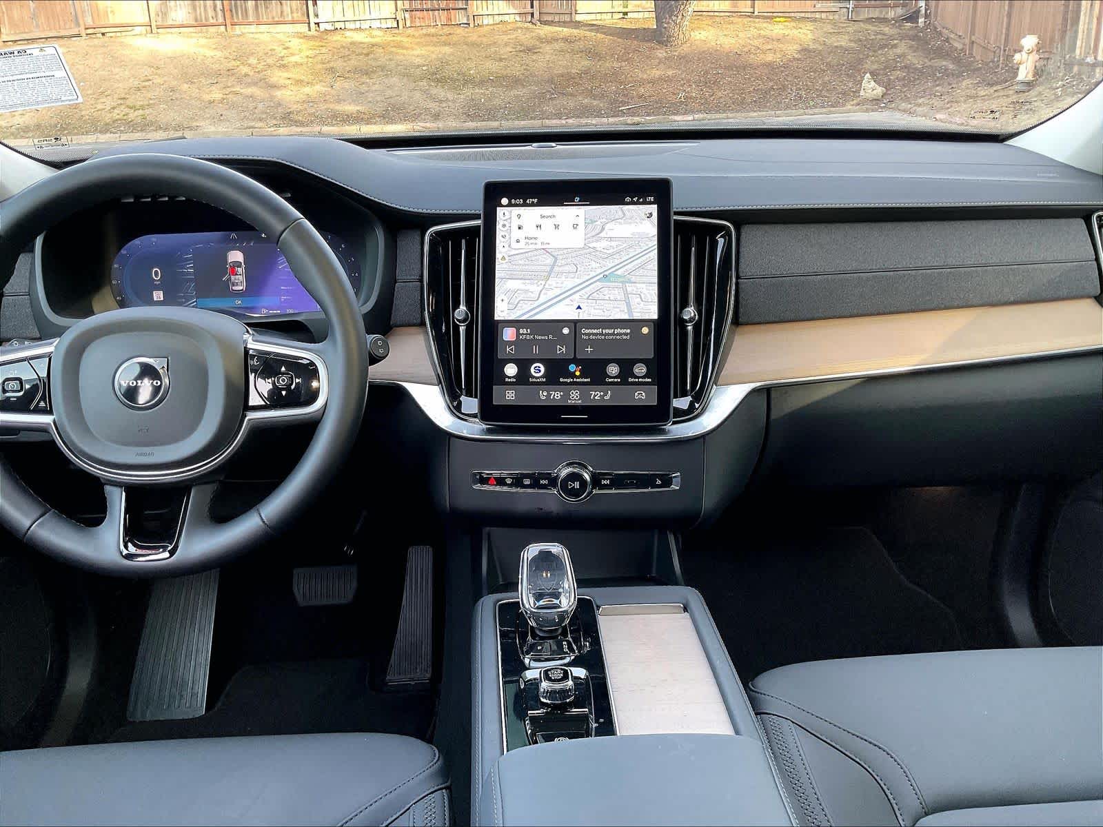 2025 Volvo XC90 Core - Photo 8