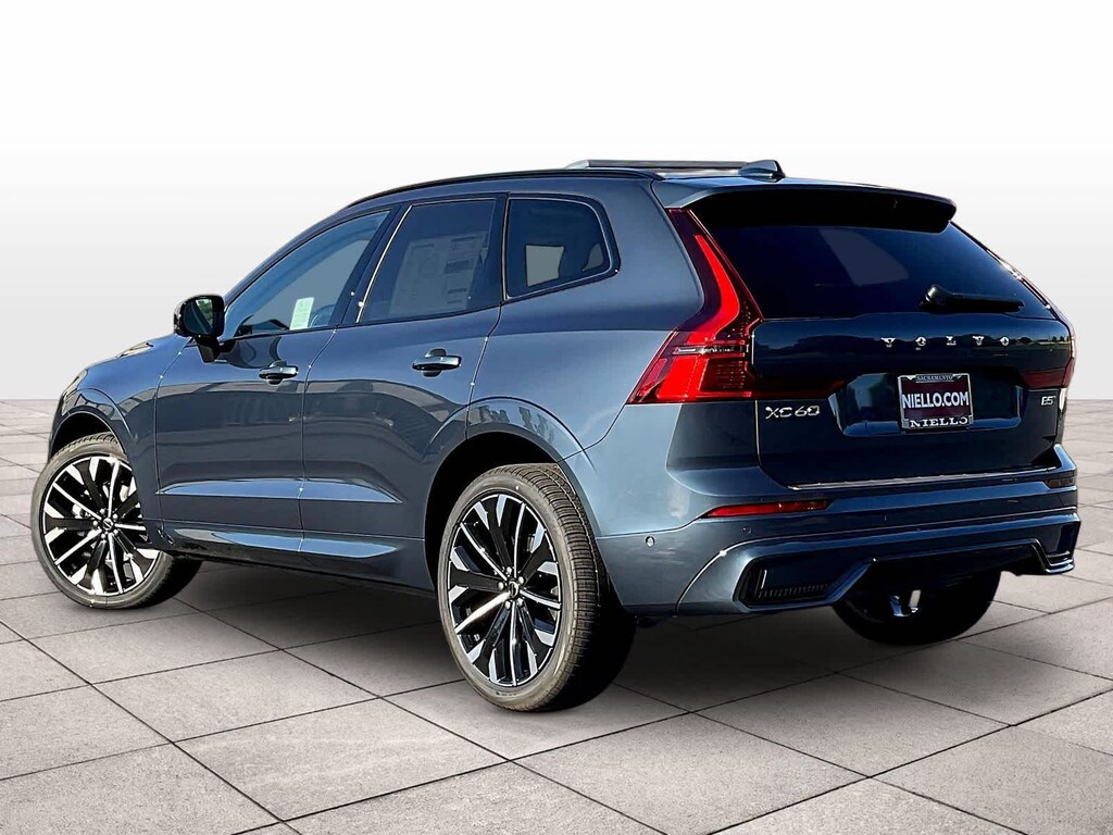 New 2026 Volvo XC60 B5 Ultra SUV
