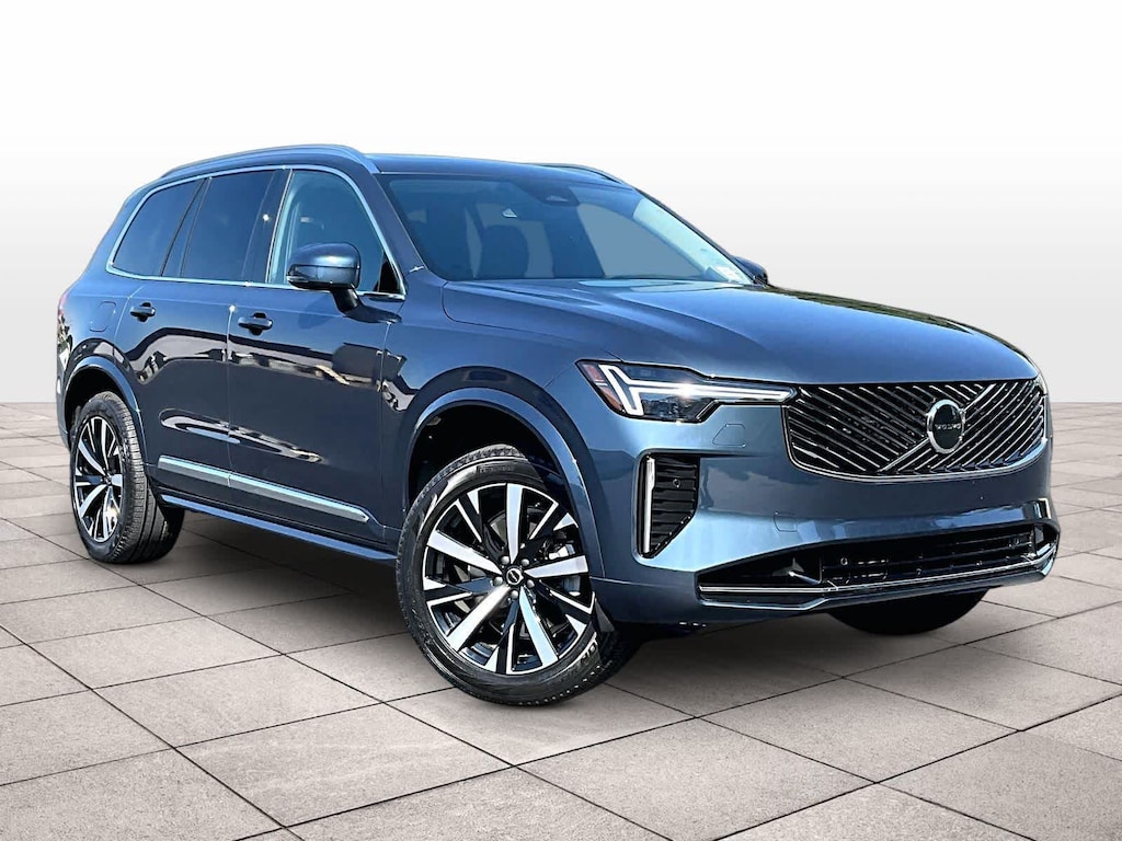 Certified 2026 Volvo XC90 Core B5 AWD 7-Seater