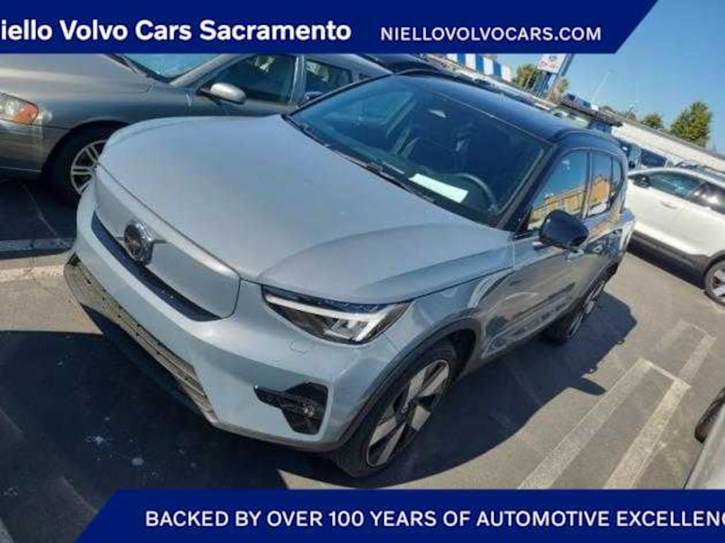 Certified 2023 Volvo XC40 Recharge Pure Electric Ultimate Twin eAWD