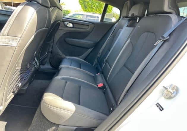 2023 Volvo C40 Recharge Pure Electric Core photo 5