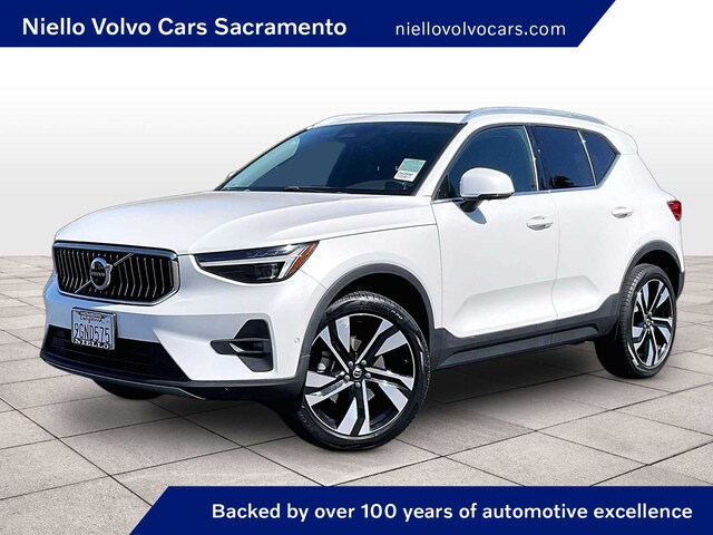 2023 Volvo XC40 Ultimate Bright Theme B5 AWD