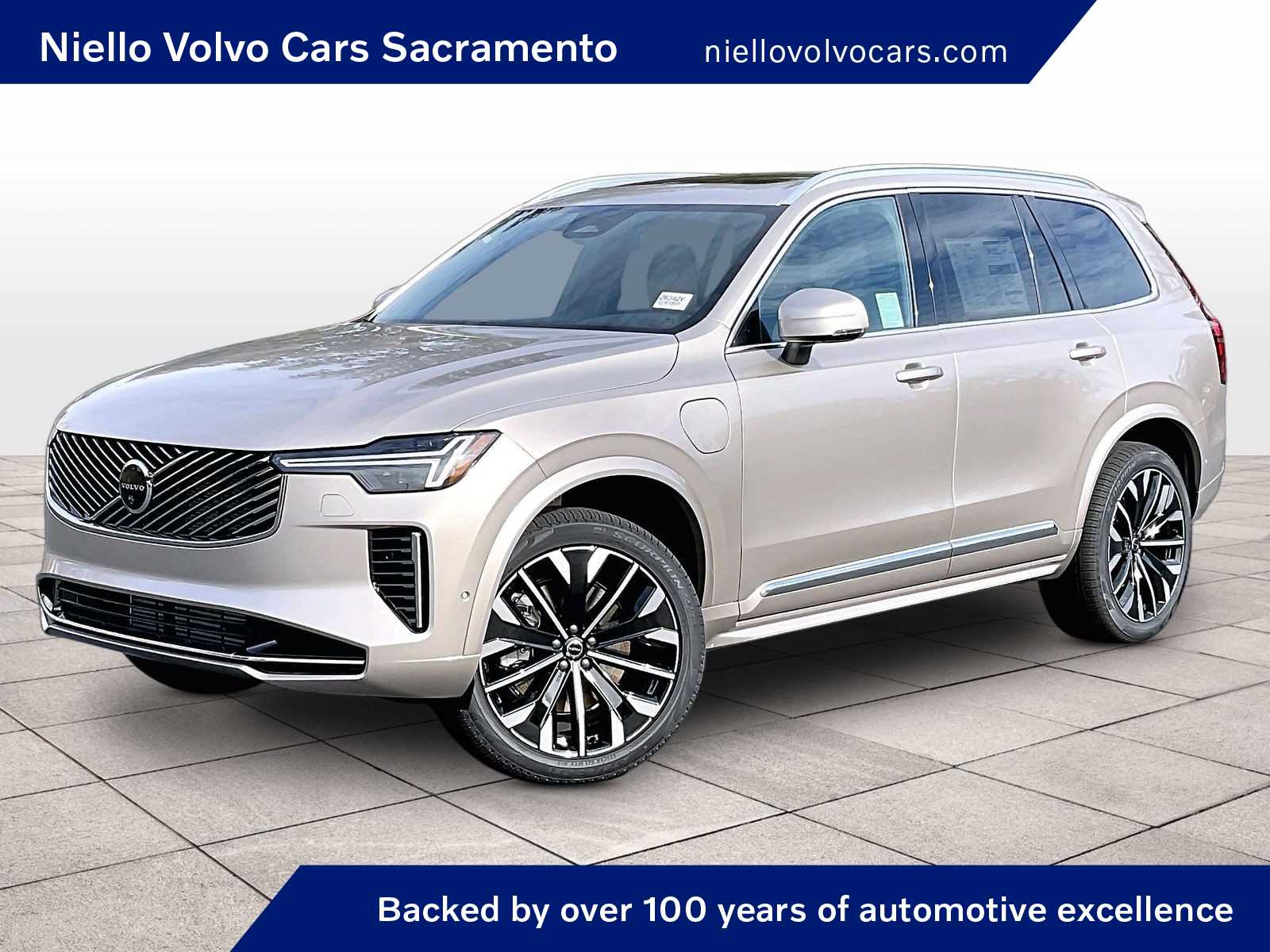 2026 Volvo XC90 T8 Recharge Plus Bright 7-Seat 4WD's photo