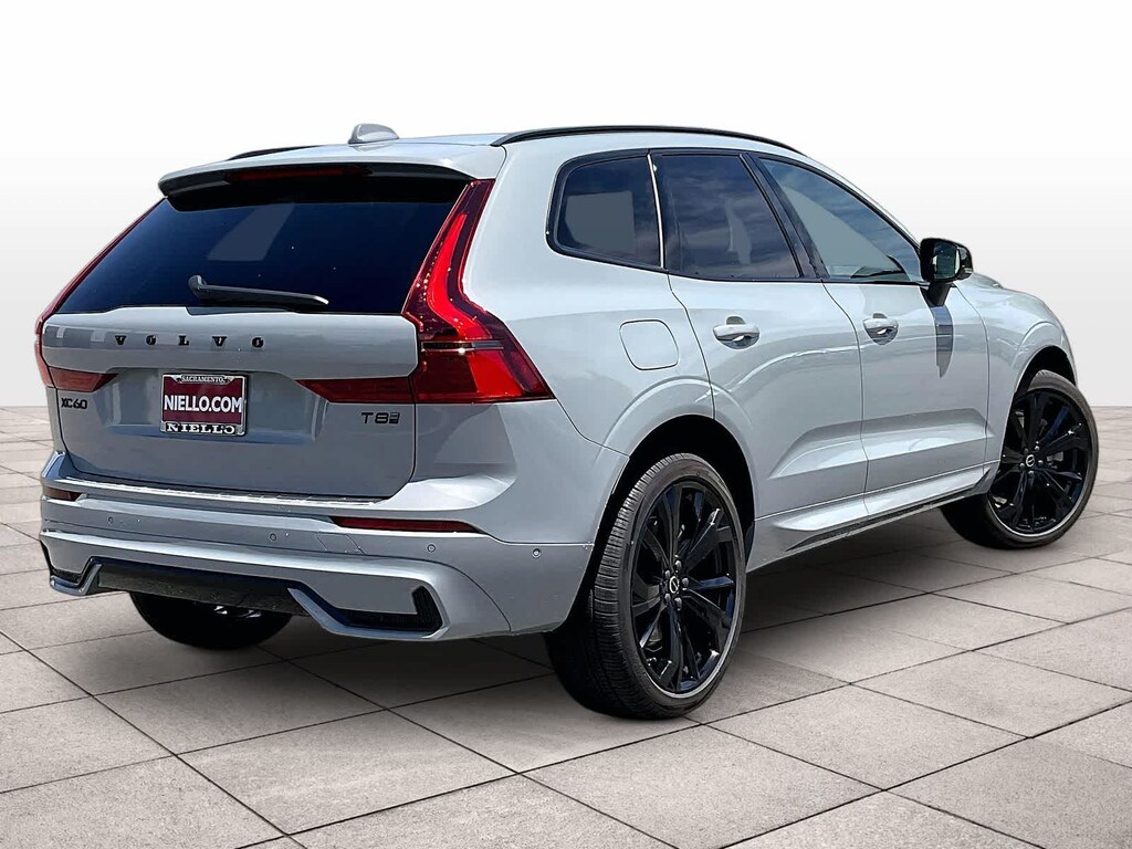 New 2026 Volvo XC60 plug-in hybrid T8 Ultra Black Edition SUV